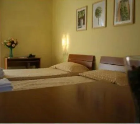 Meditur Aparthotel *