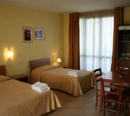 Aparthotel Meditur *